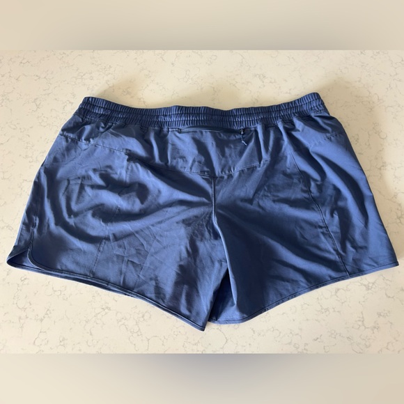 Patagonia Women’s Nine Trails Short - 6” NEW WITH TAGS - Picture 5 of 8